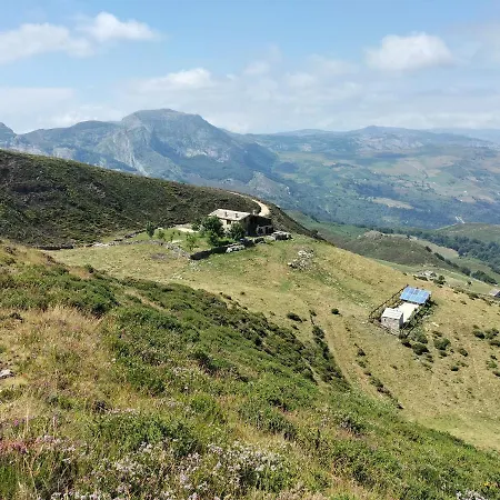 Tinones Pasiega Chalet Valcaba